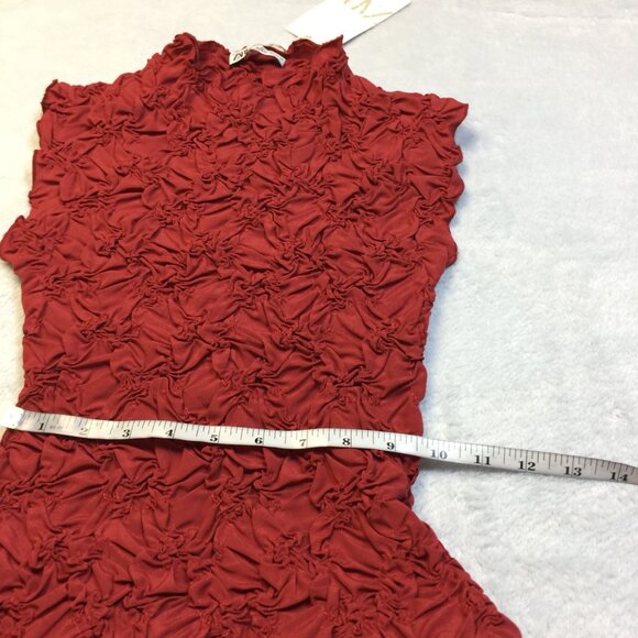 New! Zara Mini Bodycon Dress S Womans Red Textured Sleeveless Mocked Neck - Picture 7 of 13